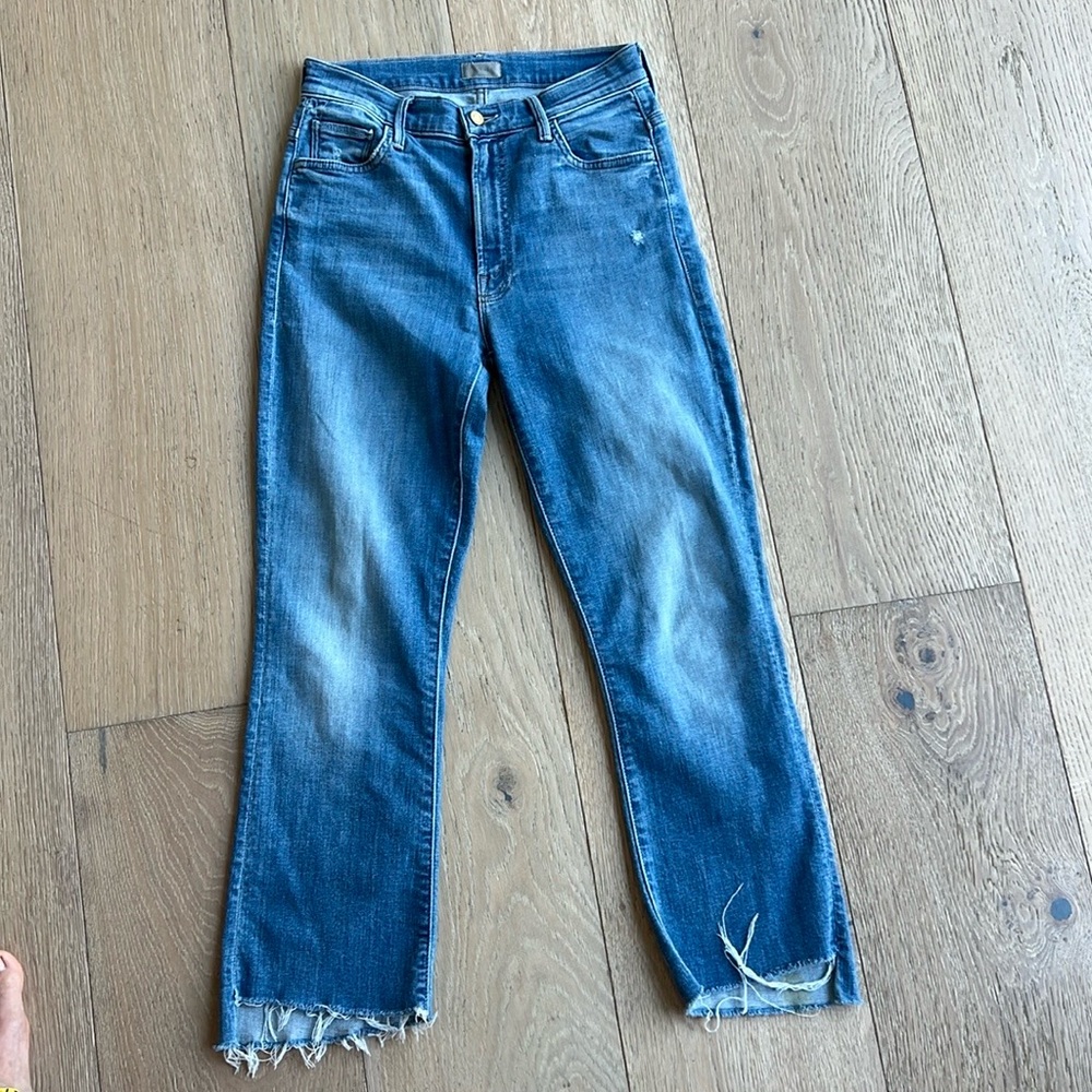 Mother Jeans- The Insider Crop Step Fray- size 27